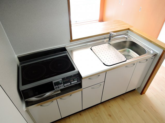 高槻市古曽部町１丁目の賃貸マンションのキッチン