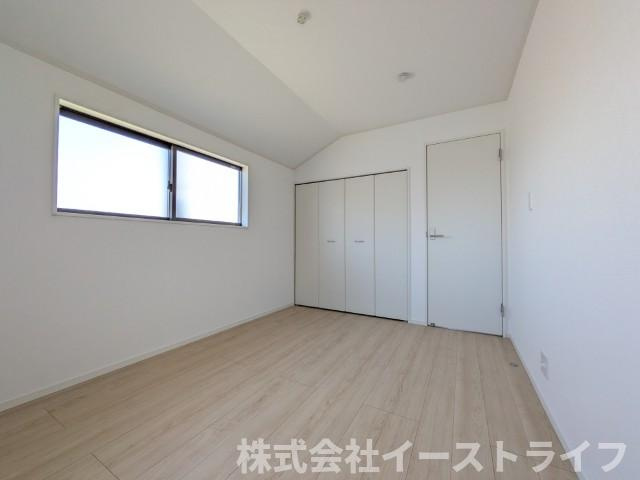【新築戸建】　いわき市平第21　全2棟の洋室|1号棟写真　洋室はシンプルなので自分の好みの部屋にしやすいです♪