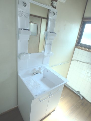 平田宇野貸家(平屋)の洗面所