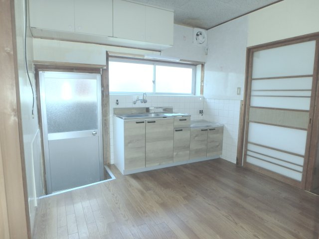 平田宇野貸家(2階建)のキッチン