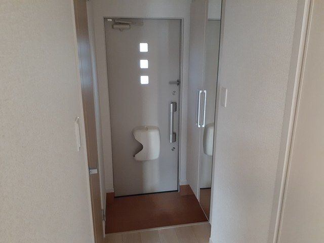 カーサ　フランⅡの玄関