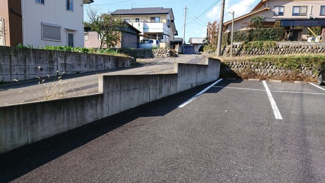 シャインヒルズA棟のその他