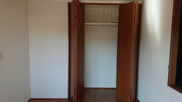 シャインヒルズA棟の収納