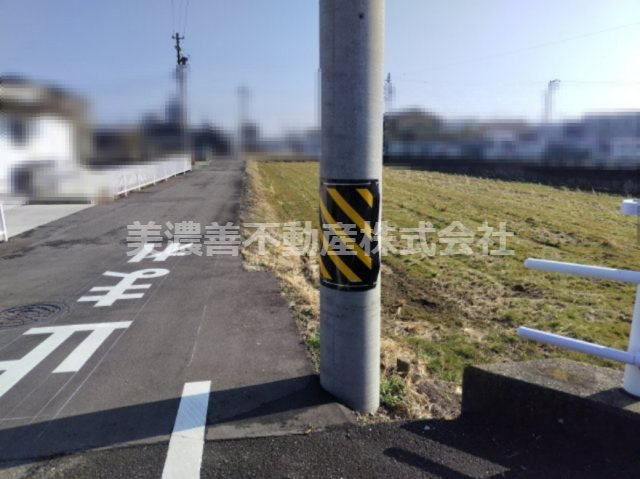 ６６４２０　岐阜市下奈良2丁目土地の外観