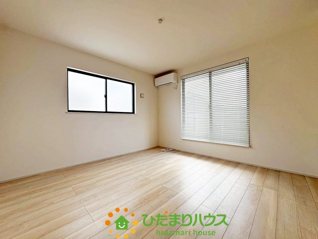 羽生市大字神戸　中古一戸建ての寝室