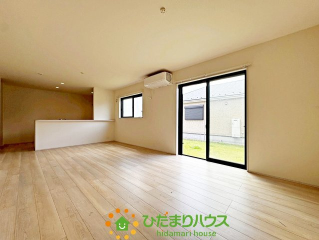 羽生市大字神戸　中古一戸建ての居間・リビング