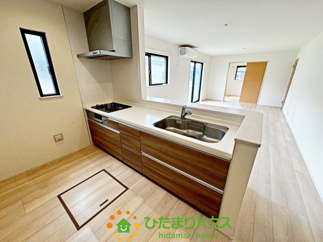 羽生市大字神戸　中古一戸建てのキッチン