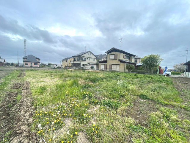敷地面積160坪　売地　春日部市銚子口③　の外観|現況渡し(売主では工事等は一切行いません）敷地面積広々とした約１４５坪！建築条件なし売地、お好きなハウスメーカーで建築可能です♪　現地（2026年5月）撮影