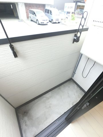 【バルコニー】
