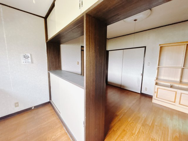【中古戸建】高崎市箕郷町東明屋のダイニング|■ダイニング｜【ダイニングなのに】お家にいるけどおしゃれなカフェに来ているような感覚になってしまうカフェカウンター☆