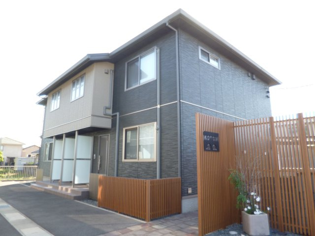 シャーメゾンKOTON　Aの外観
