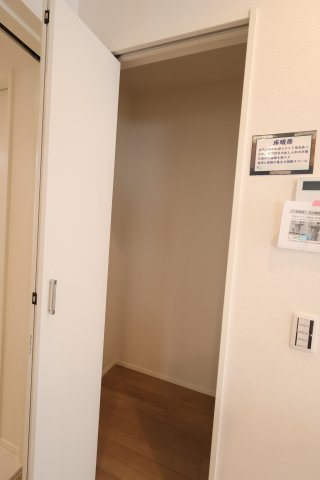《仲介手数料無料》板橋区上板橋２丁目11-5新築一戸建てKEIAI GRACEの収納