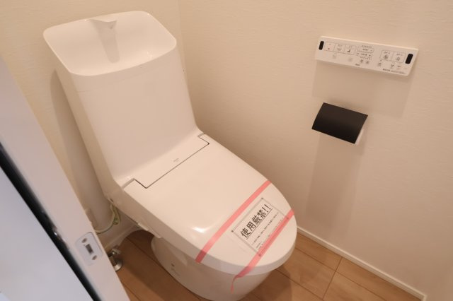 《仲介手数料無料》板橋区上板橋２丁目11-5新築一戸建てKEIAI GRACEのトイレ