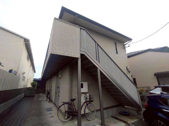 フォレスターナ
