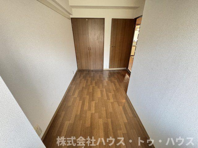 シントウキョウビルの子供部屋