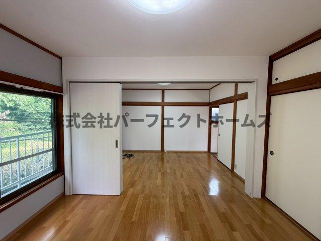 PH東藤田町戸建の居間・リビング|ゆったり過ごせるリビングです