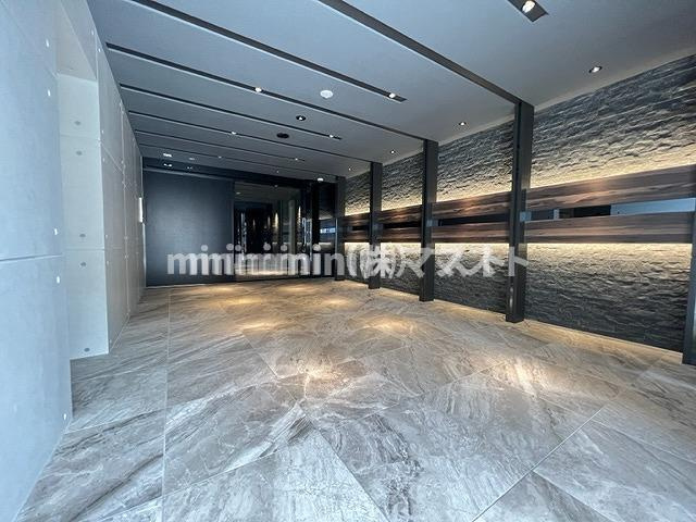 S-RESIDENCE難波大国町Deuxのロビー