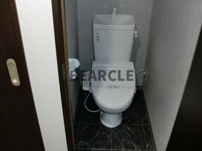 【トイレ】 | シュミート西洞院 | 落ち着いた色調のトイレです