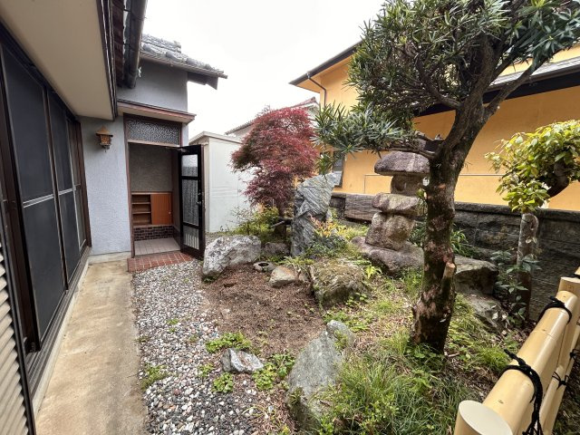 【庭】の画像