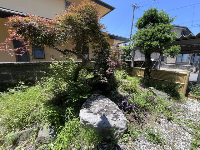 【庭】の画像