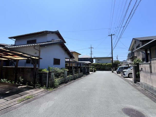 【前面道路含む現地写真】の画像
