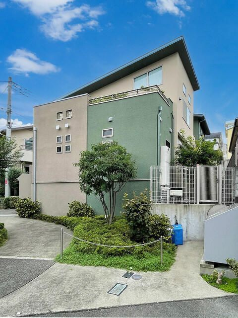 ＱＵＡＴＲＥ　ＳＡＩＳＯＮＳ宮崎台のその他