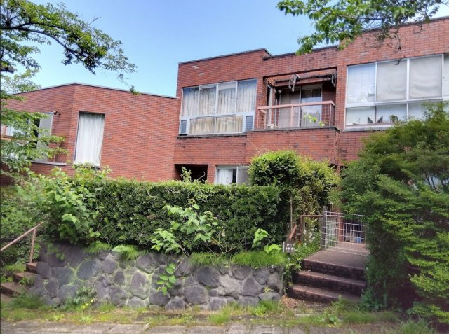 パースⅠ　田方郡函南町丹那の外観|自然を身近に感じながら、ゆったりとした時間を過ごせます。
戸建感覚で利用できるメゾネットタイプとしても魅力があり、別荘利用やセカンドハウスにも適した住まいです。