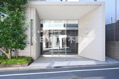 【エントランス】 | スカイプラザⅡ | ゆとりのあるエントランスです