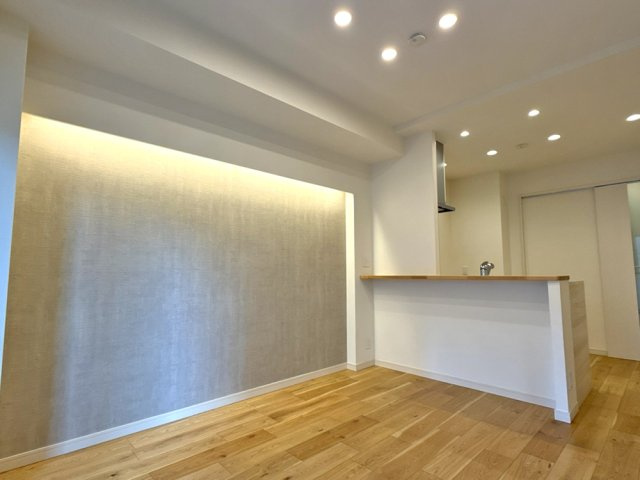 セザールスカイタワー銀座東　4階　角　部屋　リ　フォーム済