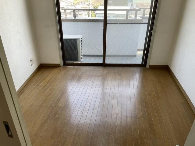 ＭＫハイツの居間・リビング