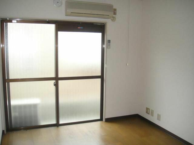 ☆南向きで明るさ◎の居住です☆