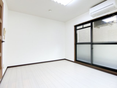 【寝室】 | 末広13番館