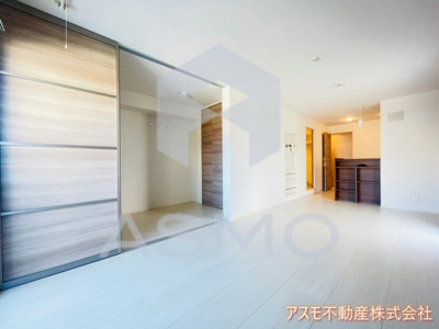 【居間・リビング】 | エンブレイス鴫野Ⅱ | 同マンション別部屋参考写真