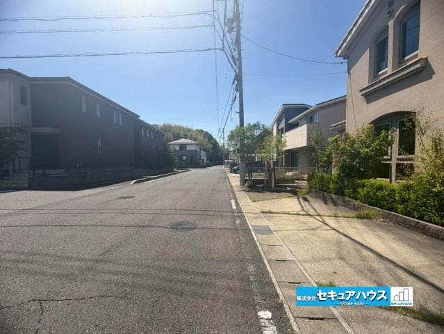 【中古戸建】東海市加木屋町社山の前面道路含む現地写真|事前予約にて現地ご見学いただけます！お気軽にお問い合わせください♪
■株式会社　セキュアハウス■
住宅ローンに強く、知識、経験豊富なスタッフ在籍
お客様に寄り添い、ご成約後もサポート致します。