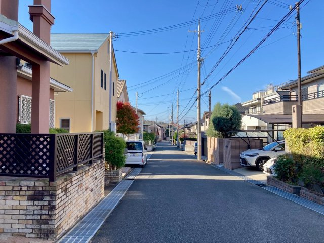 【前面道路含む現地写真】の画像