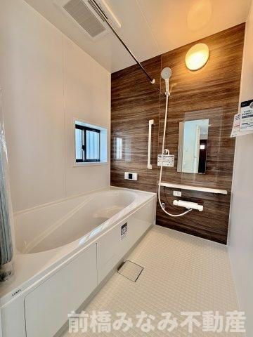 【新築】前橋市広瀬町３丁目　B号棟(全３棟)　ハートフルタウン　新築建売分譲の浴室|お風呂です