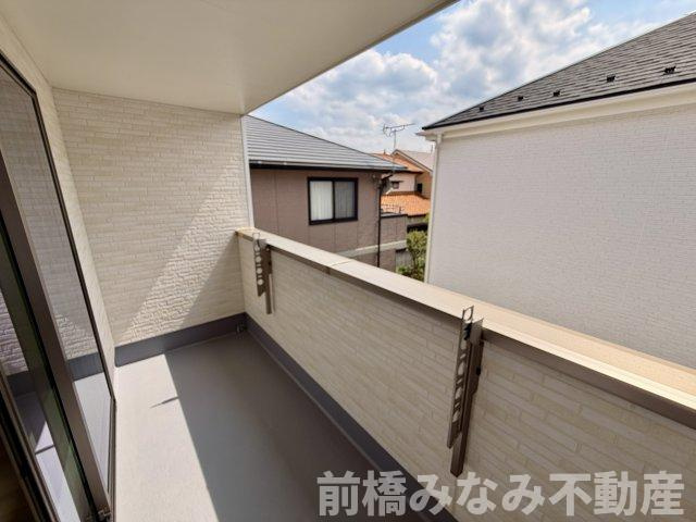 【新築】前橋市広瀬町３丁目　B号棟(全３棟)　ハートフルタウン　新築建売分譲のバルコニー|落ち着いた時間を過ごせるバルコニーです