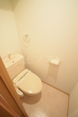 ONE ROOF FLAT TENJINBASHIのトイレ