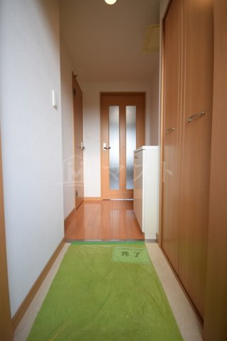 ONE ROOF FLAT TENJINBASHIの玄関