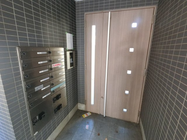 【エントランス】
