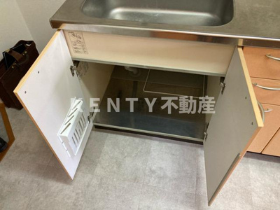 【キッチン】 | スピティ北村 | コンパクトなキッチンで掃除もラクラク