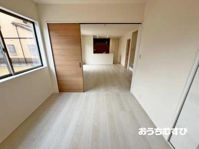 春日井市西高山町3丁目(全5棟)の洋室