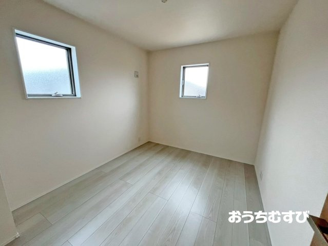 春日井市西高山町3丁目(全5棟)の洋室