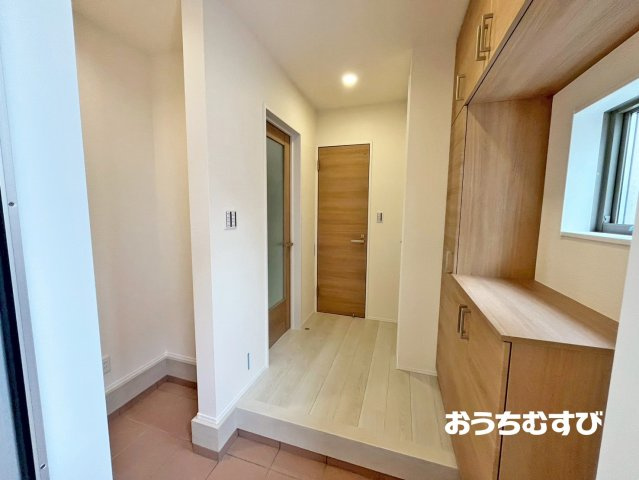春日井市西高山町3丁目(全5棟)の玄関