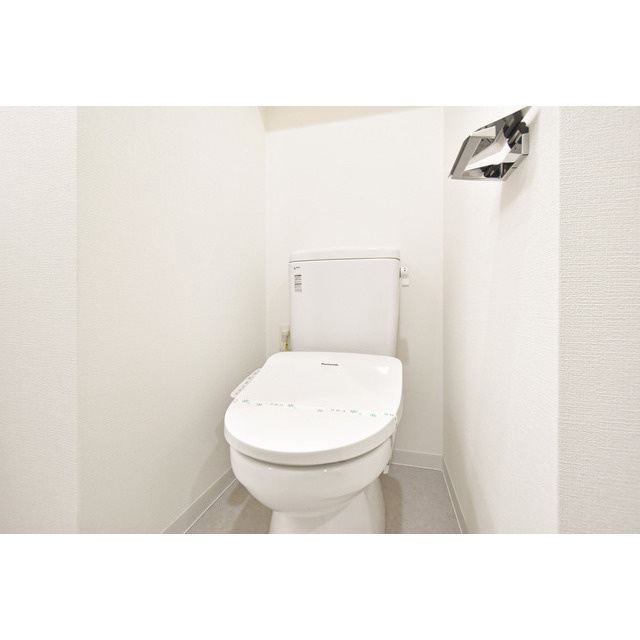 SERENiTE日本橋SUDのトイレ|ゆったりとした空間のトイレです