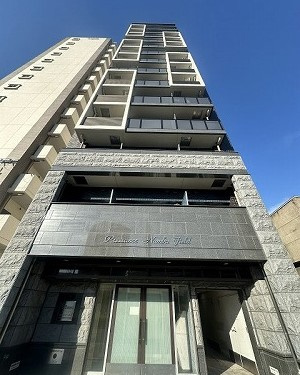 プレサンス難波フィールドの外観|落ち着いた雰囲気の外観です