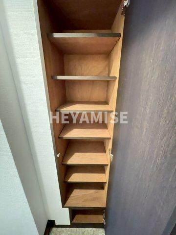 ライオンズマンション諏訪神社前の玄関