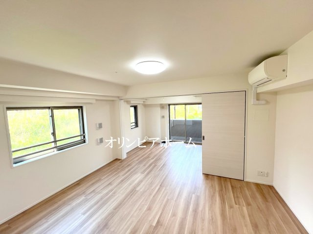 パレステージ大島　2階　角　部屋　リ　フォーム済