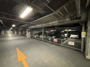 【駐車場】