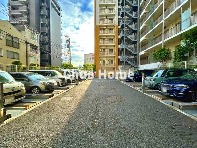 プラウド錦糸公園の駐車場|【敷地内駐車場】最新の空き状況や費用などの詳細は担当スタッフまでお問い合わせください。